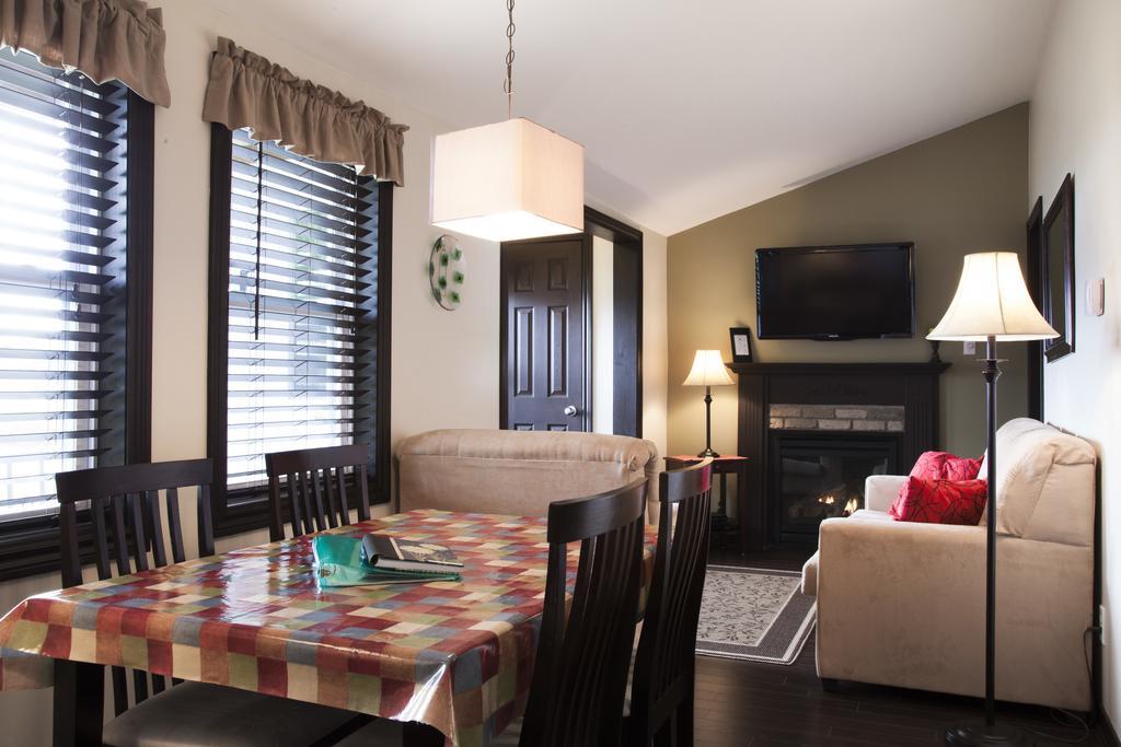Emme Chalets Sainte-Lucie-de-Doncaster Cameră foto