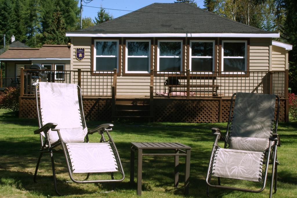 Emme Chalets Sainte-Lucie-de-Doncaster Cameră foto